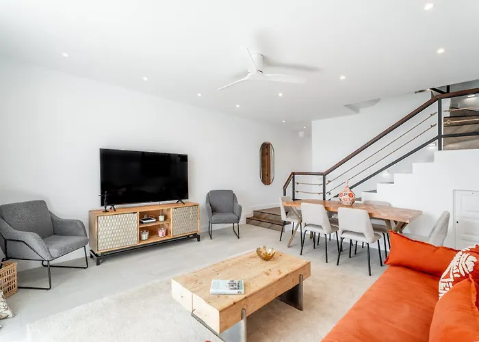 In Parque Santiago Iii * Playa de las Américas