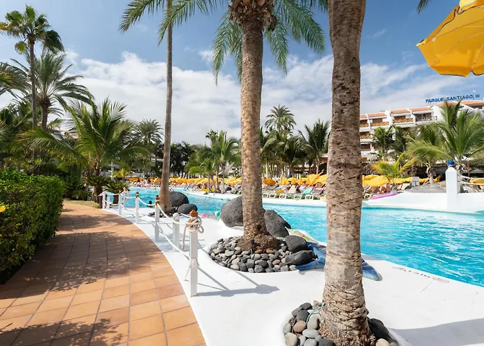 In Parque Santiago Iii * Playa de las Américas