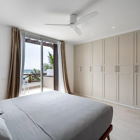 In Parque Santiago Iii 플라야데라스아메리카스